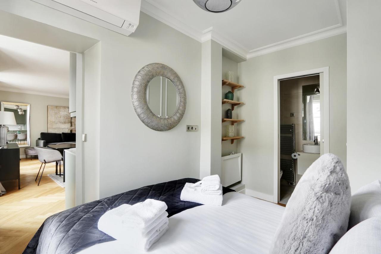 Pick A Flat'S Apartments In Montmartre - Rue Lepic Paris Eksteriør bilde