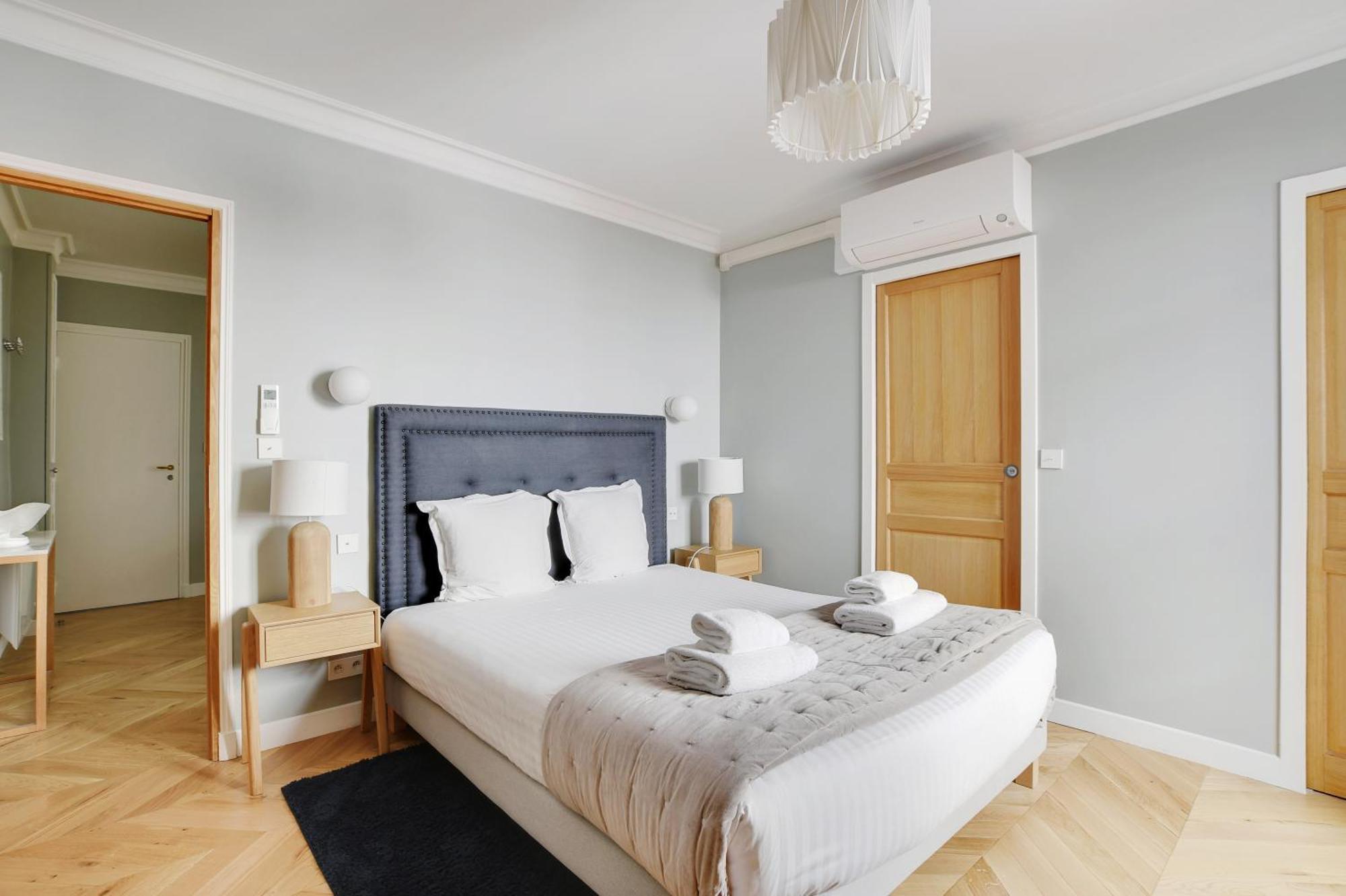 Pick A Flat'S Apartments In Montmartre - Rue Lepic Paris Eksteriør bilde
